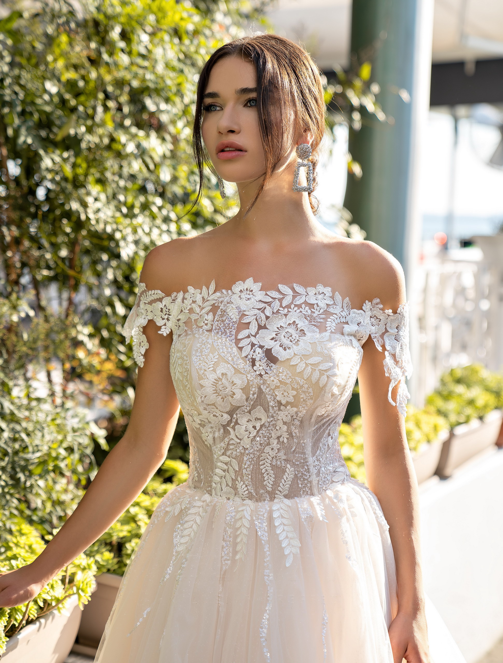 Gianna / A-line Wedding Dress With Court Train | Cocobrides