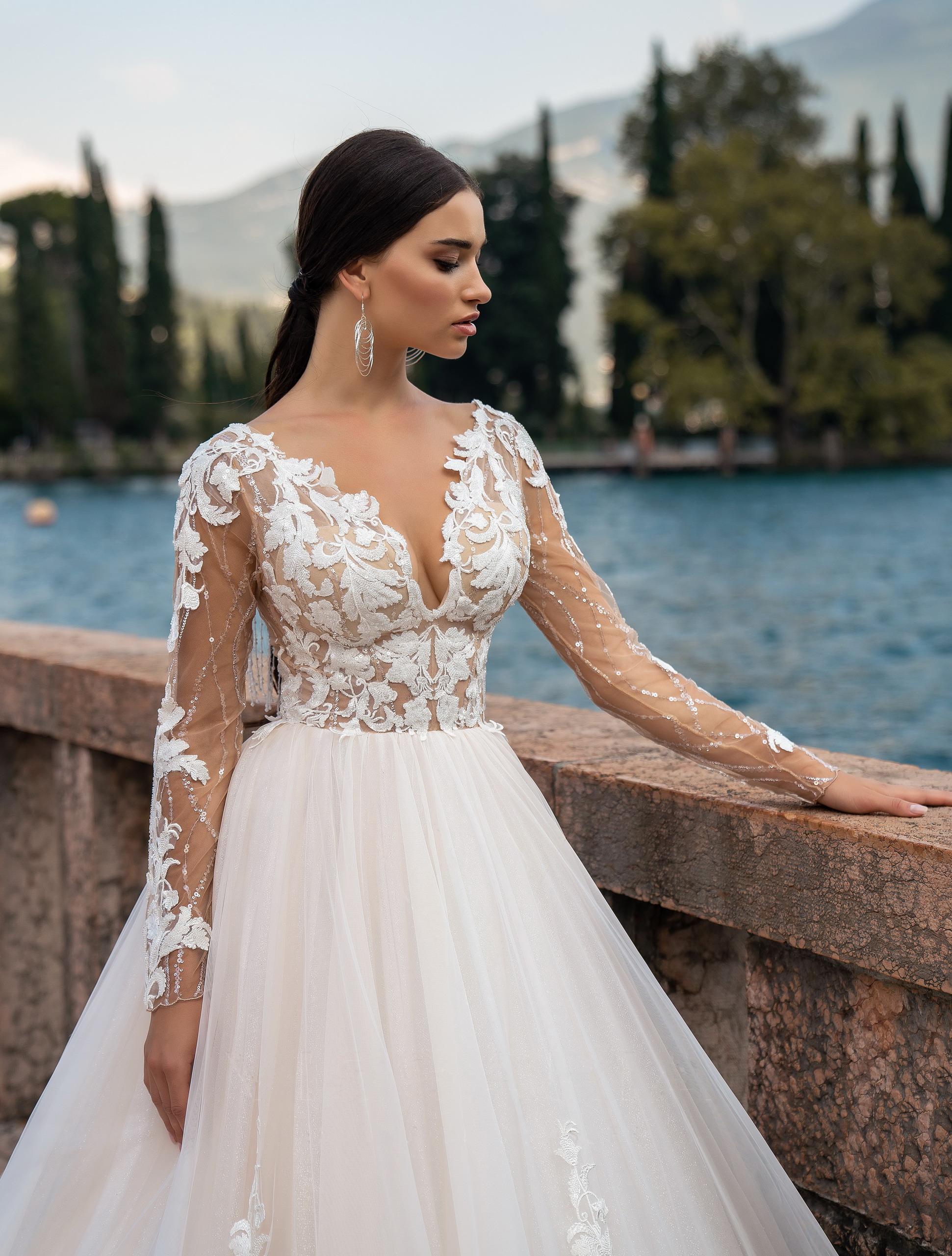 Paisley / Ball Gown Wedding Dress With Long Sleeves